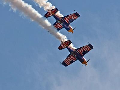 Aerobatic-RedBulls004