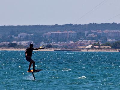 Kitesurfing053